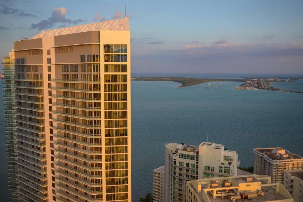 Lovely Upscale Condo Gorgeous View 2Bd 2Bath In Brickell Майами Экстерьер фото